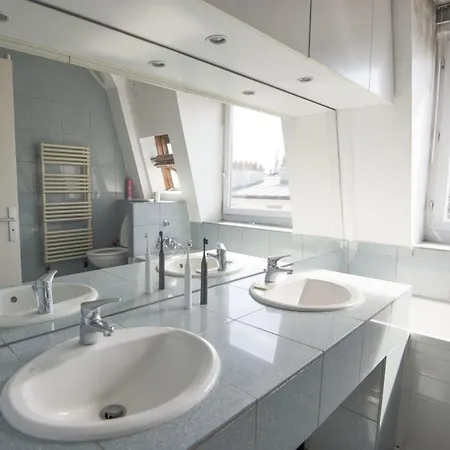 Luminous Apt With View On The Sacre Coeur