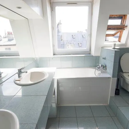 Luminous Apt With View On The Sacre Coeur * Paris